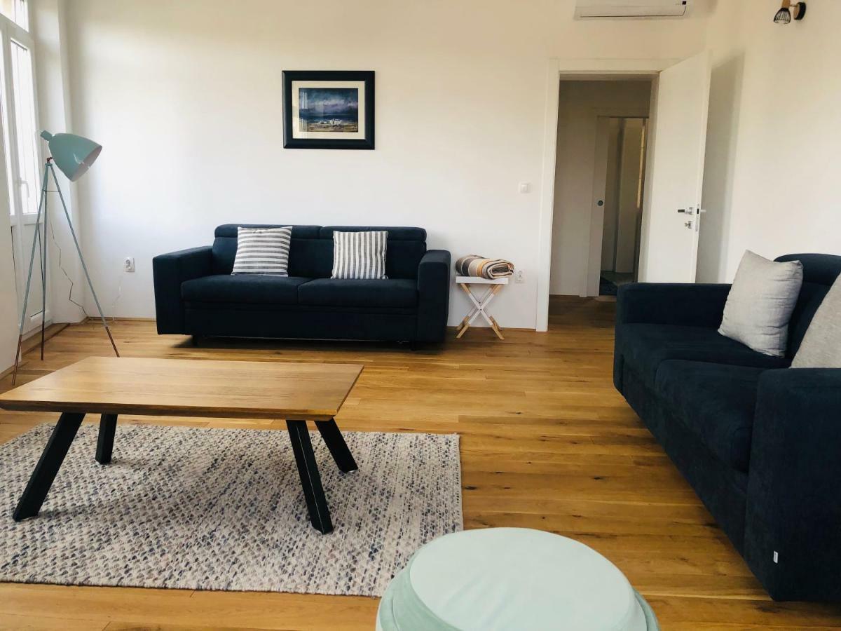 Kolovare Beachfront Apartment Задар Екстериор снимка