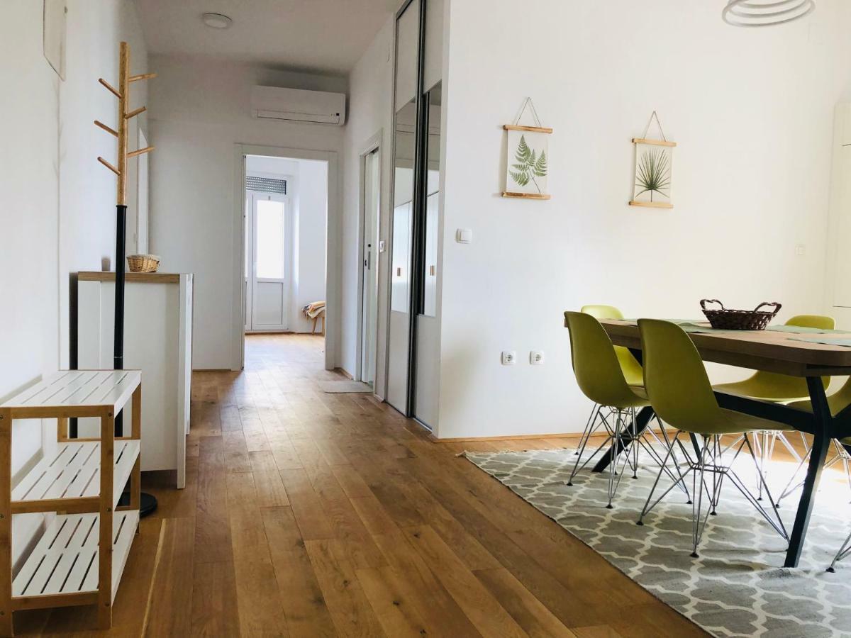 Kolovare Beachfront Apartment Задар Екстериор снимка