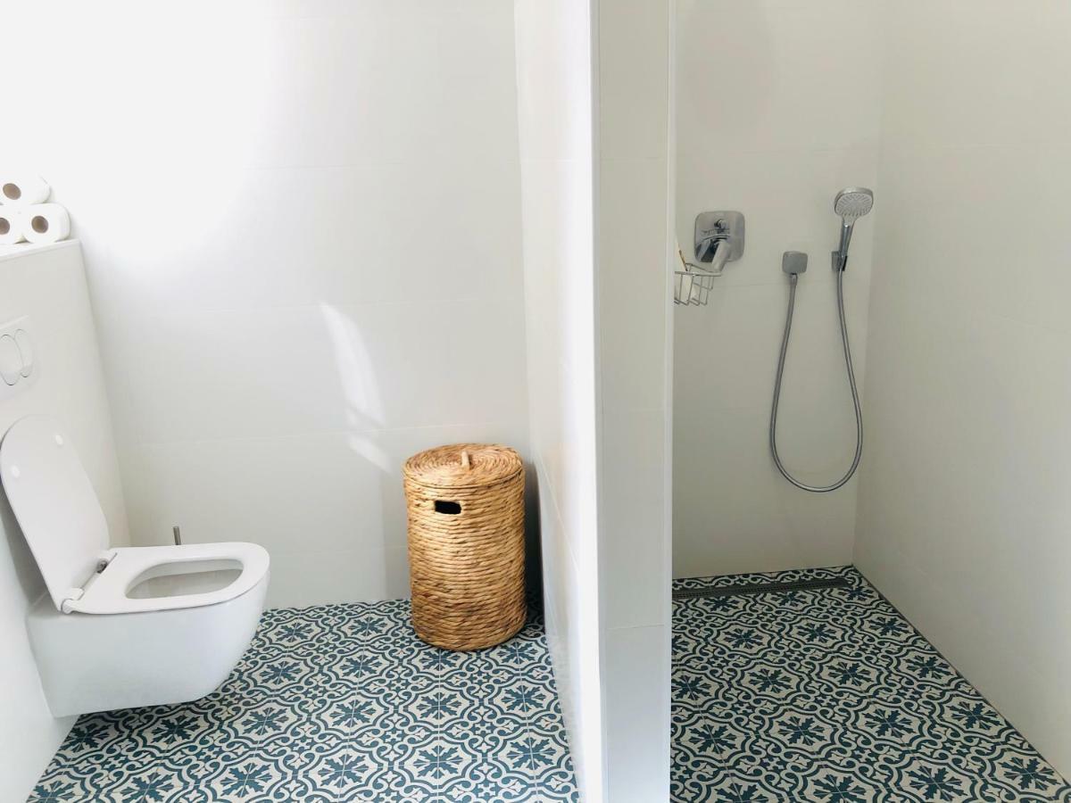 Kolovare Beachfront Apartment Задар Екстериор снимка